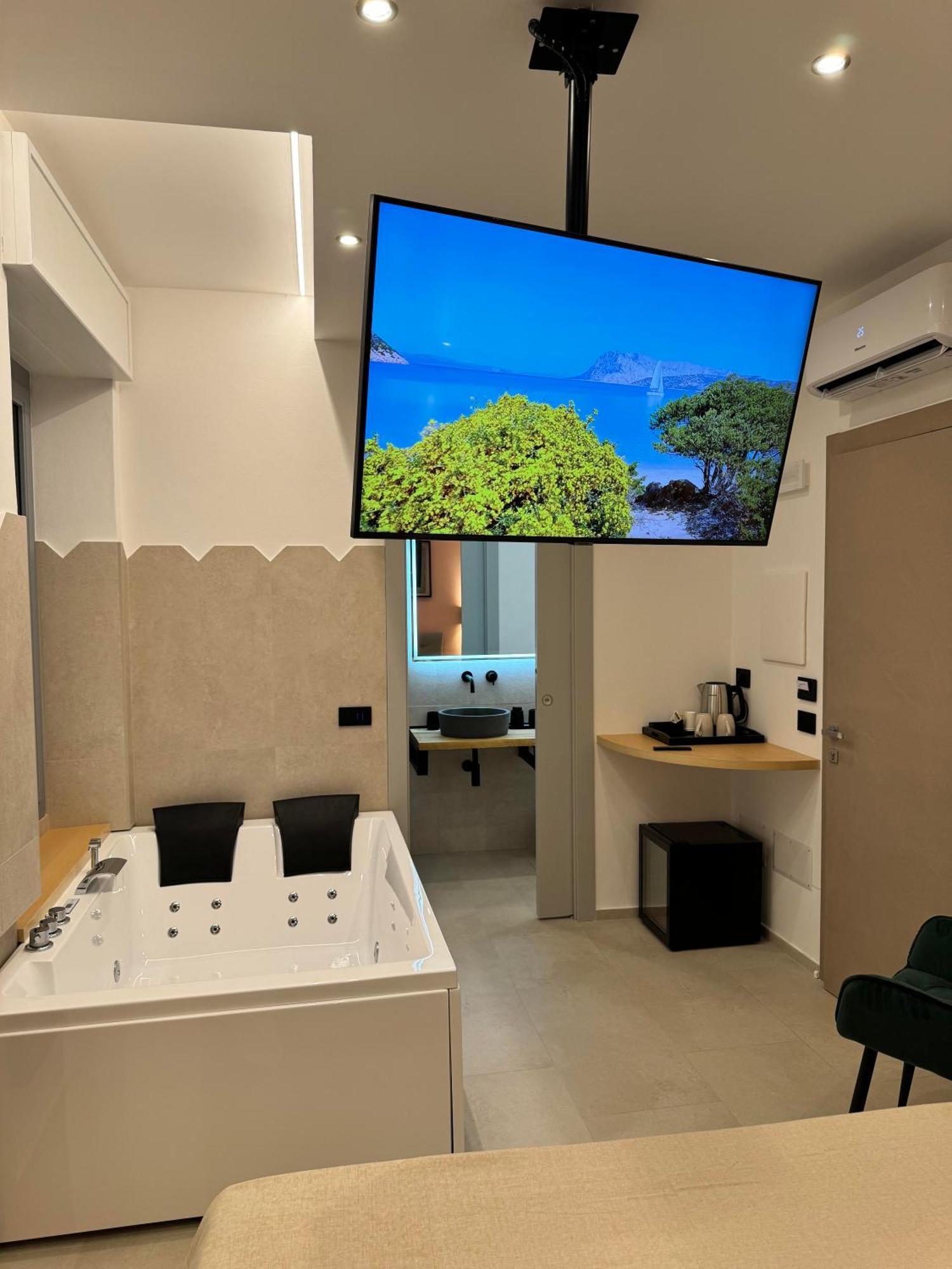 Sardinian Days - Suites & Rooms Cagliari Exterior foto