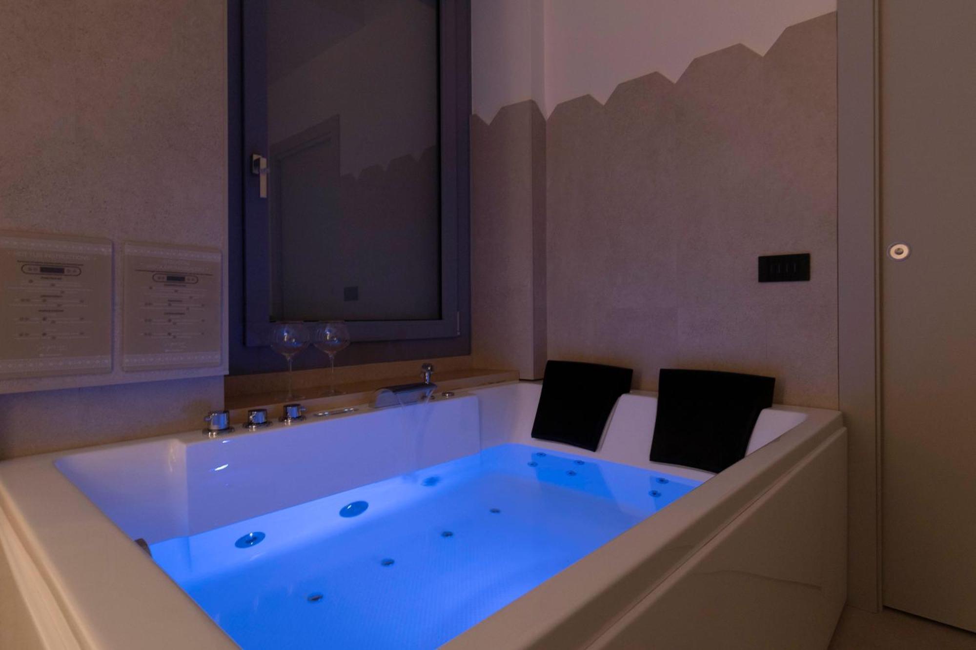 Sardinian Days - Suites & Rooms Cagliari Exterior foto